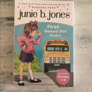 NEW SEALED JUNIE B JONES BOOK SET 📚